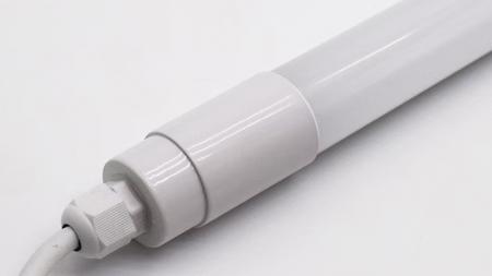 LED Feuchtraum-Rohrleuchte 22 W